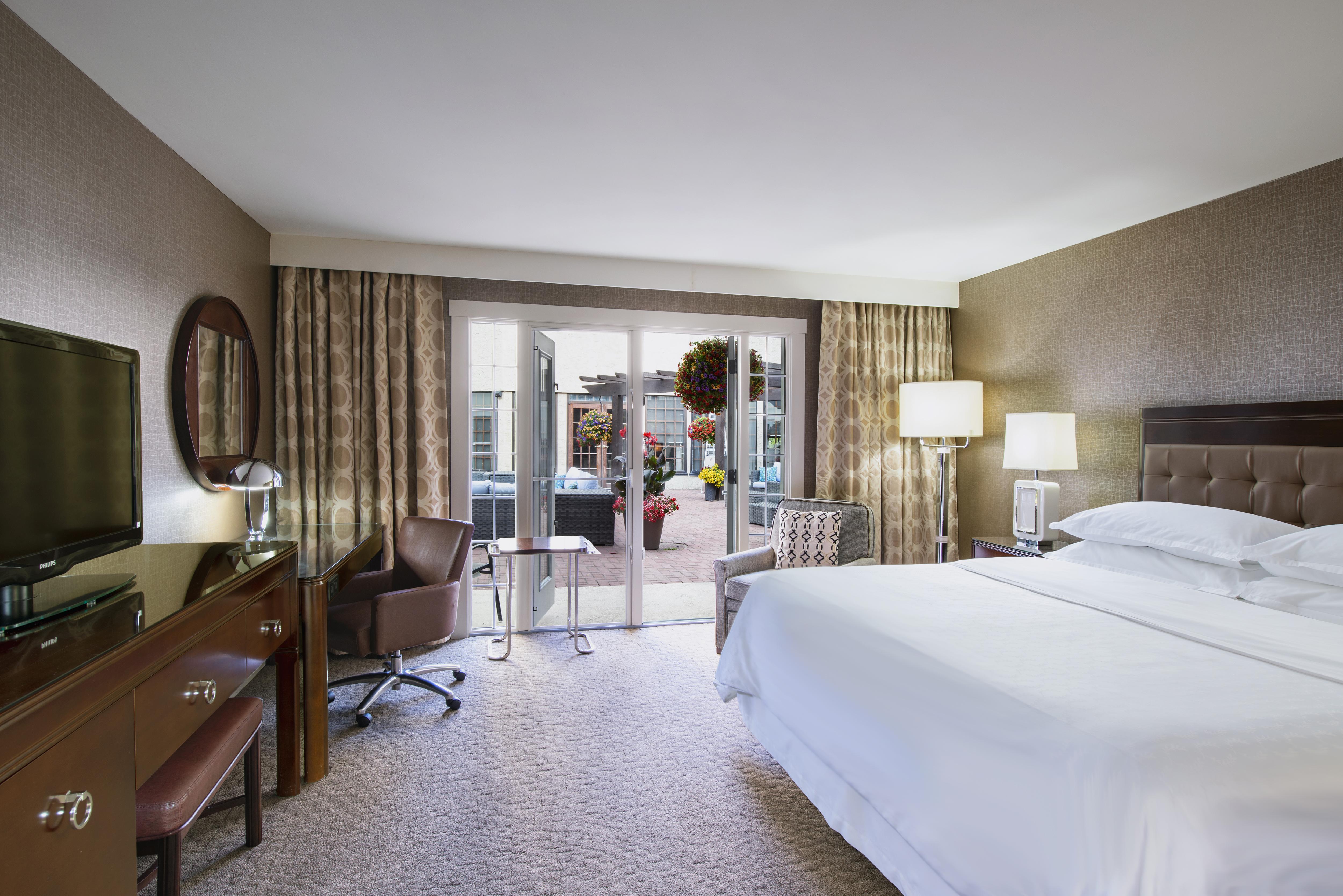 Red Deer Resort & Casino Экстерьер фото