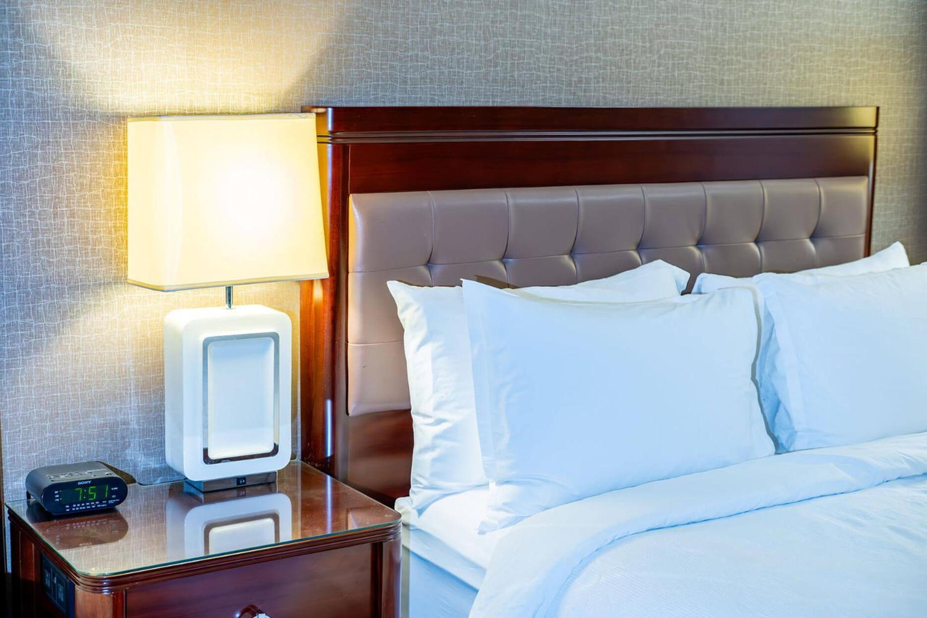 Red Deer Resort & Casino Экстерьер фото