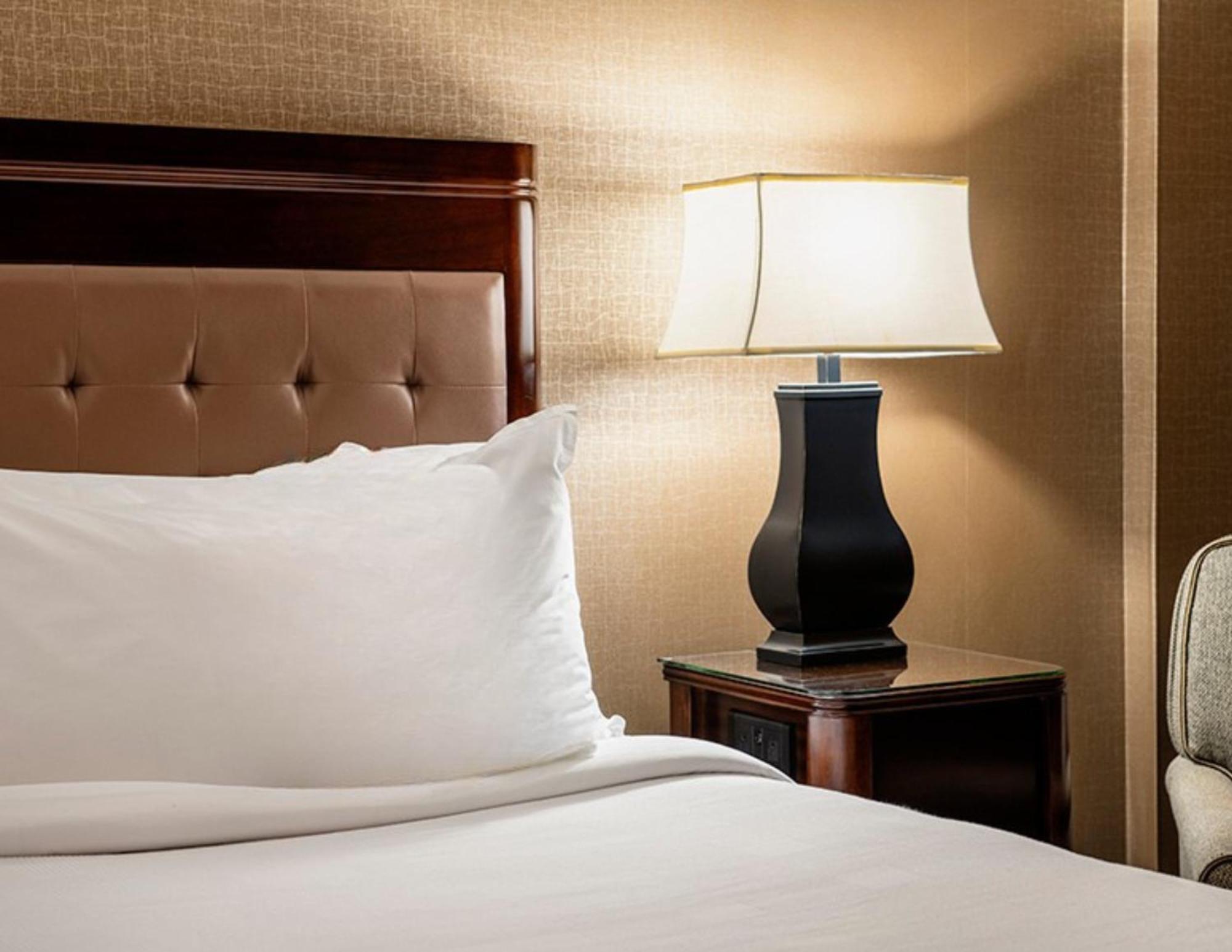 Red Deer Resort & Casino Экстерьер фото