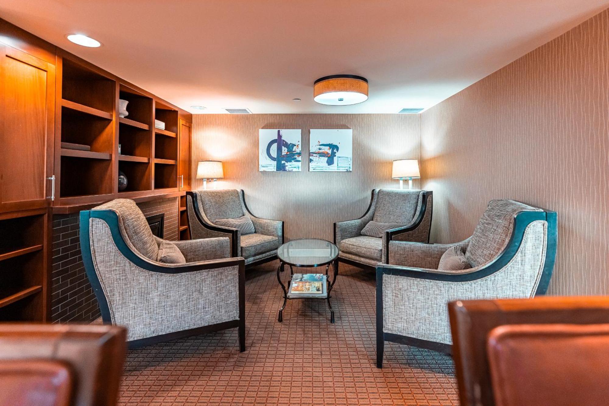 Red Deer Resort & Casino Экстерьер фото